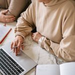 SEO vs Google Ads : que choisir pour augmenter le trafic sur son site